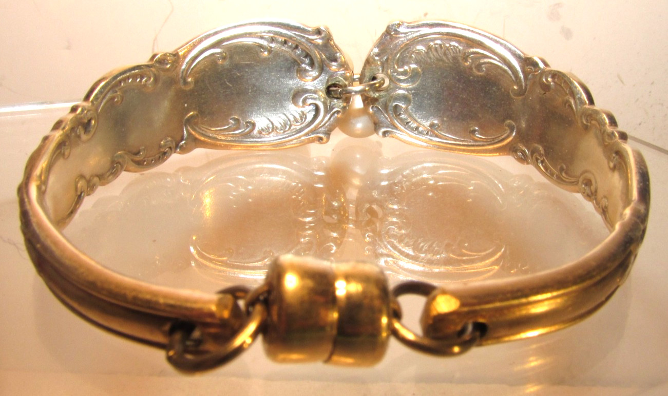 Wonderful Vintage Silver Plate Spoon Bracelet W/ Magnet Clasp 6.5” length