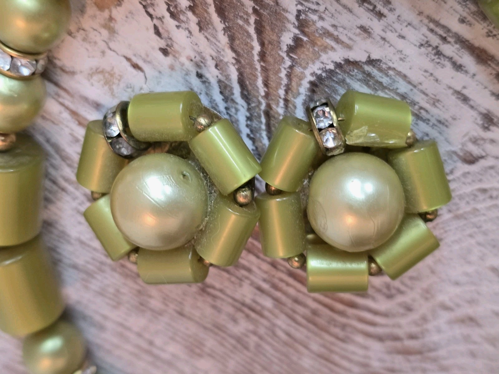 Vintage Lime Green Lucite Necklace Clip Earrings Set Rhinestone Spacer 16″ #450