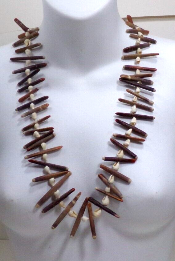 Beach Shell Necklace 32″ Long Natural Coastal Style JZ23