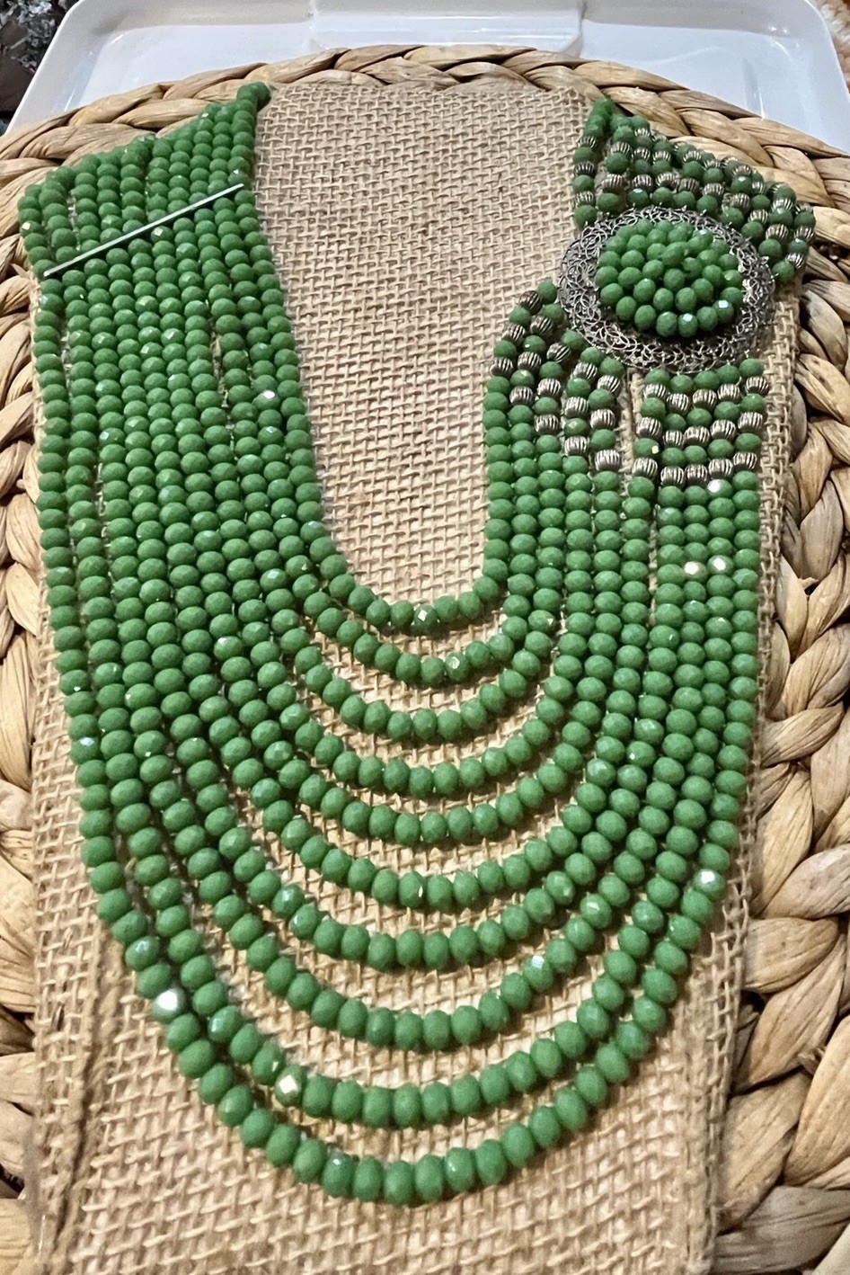 Vintage Beaded Necklace 16in Green Beads Clasp Closure Multi-Strand Set