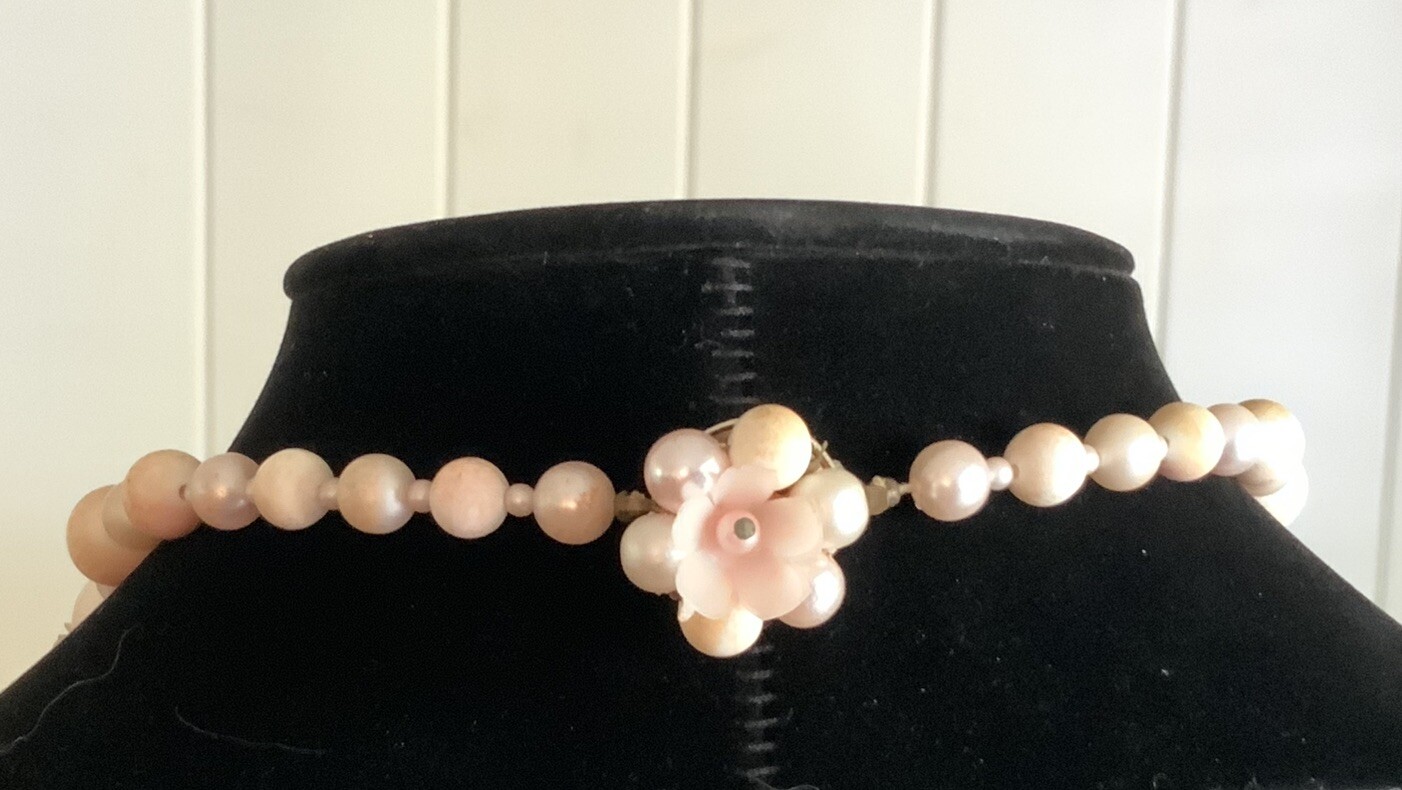 Vtg. 1950s-60s 18” Necklace, Pink Floral Design, Early Plastics, Post War Japan