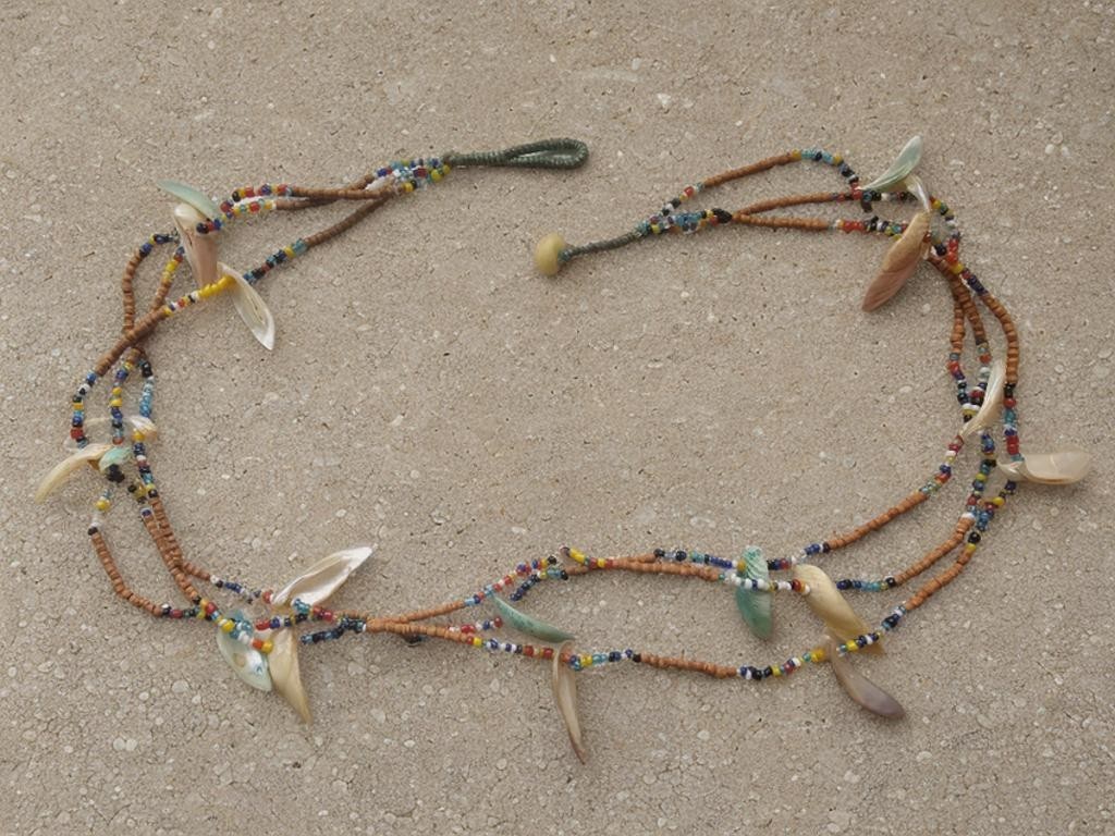 Beautiful Vintage Tribal Bead Cut Shell Bohemian Necklace