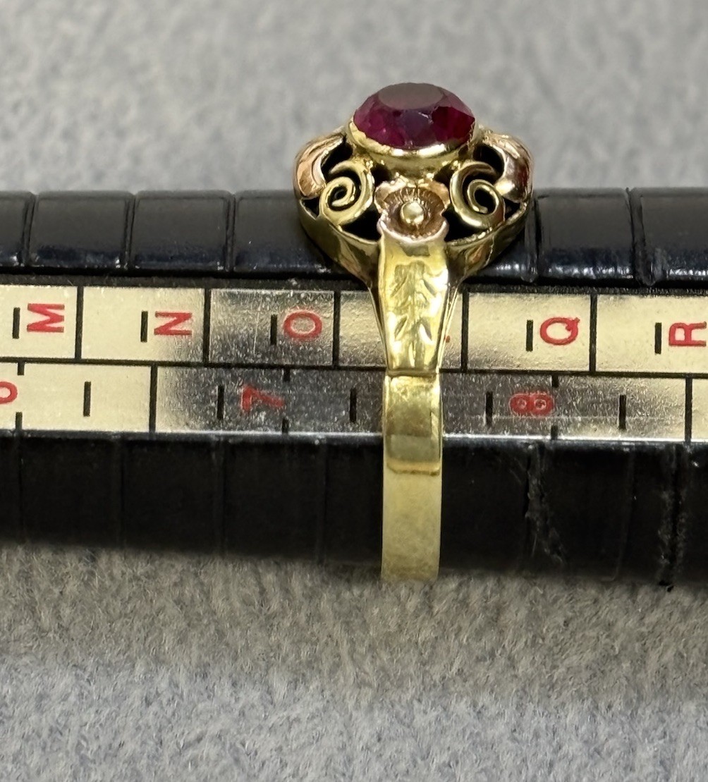 Vintage 14k Gold Ruby Ring Size 7.5 Please See All Pictures & Read Description