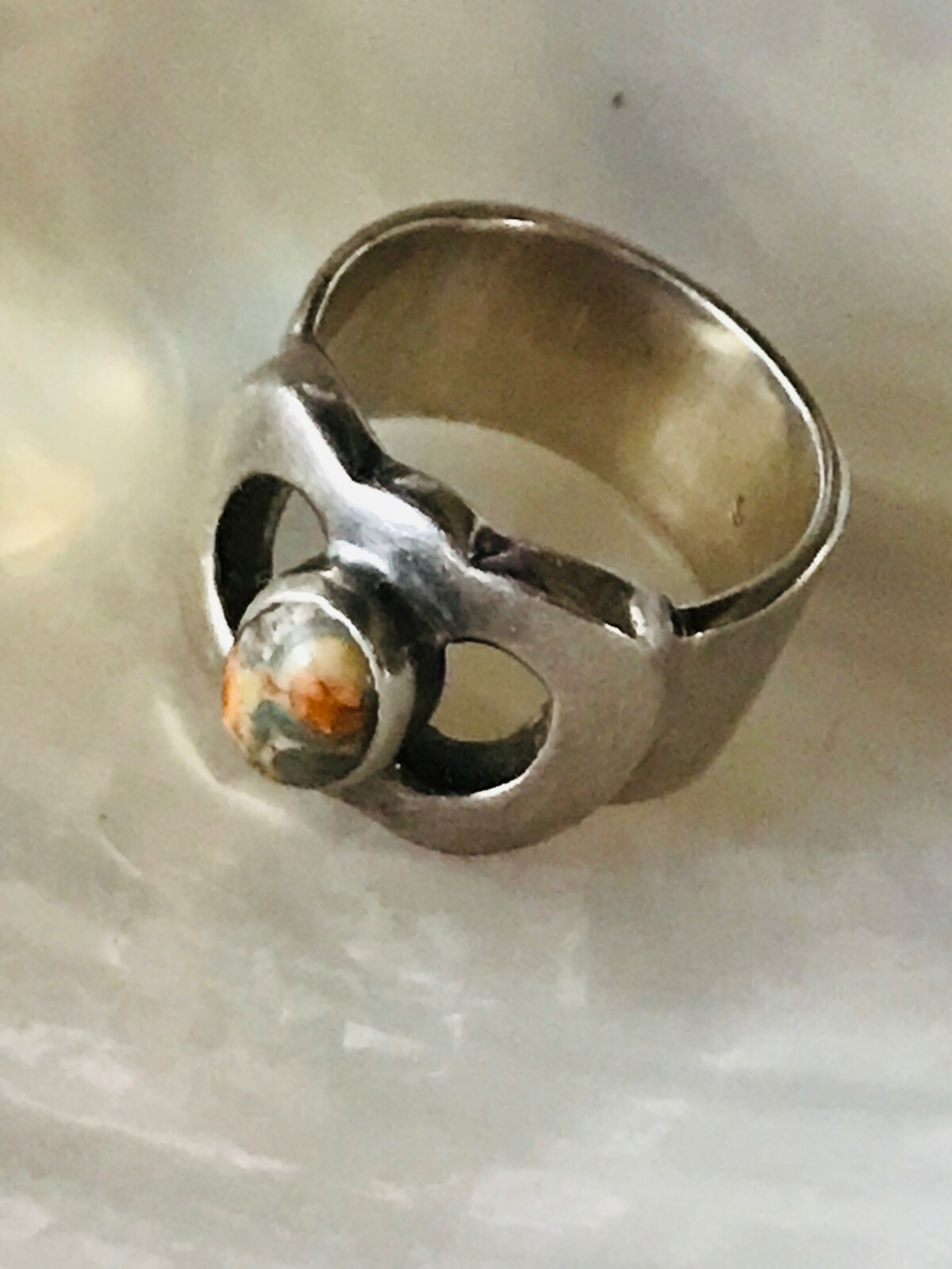 Old Pawn 925 Marked Wide Silver Band w Oval Earthtones Stone Ring Currently Size