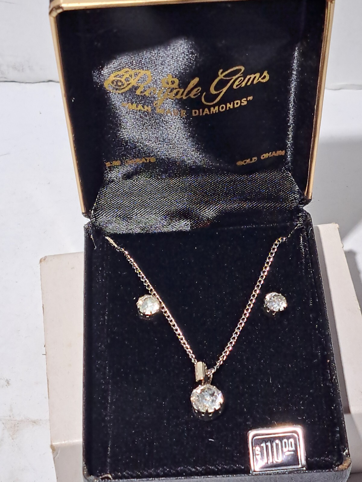 VINTAGE ROYALE GEMS MAN MADE DIAMONDS NECKLACE AND PIERCED EARRING SET NOS