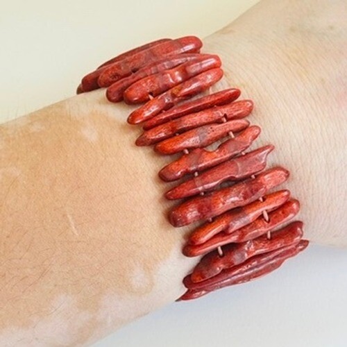 VTG Red Sponge Coral branch beads Stretch Bracelet Genuine Chunky BOHO Statement
