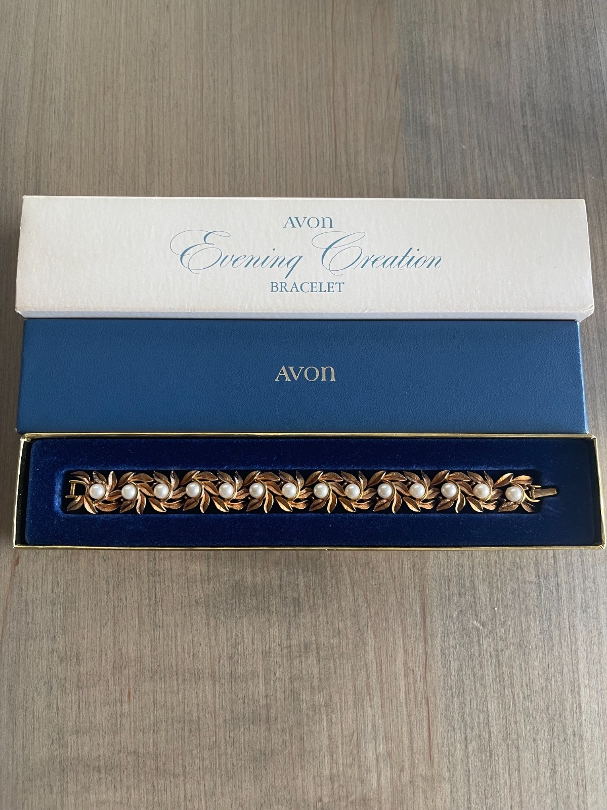 Vintage Avon Gold Tone Faux Pearl Evening Creation Bracelet Brushed Finish 7″