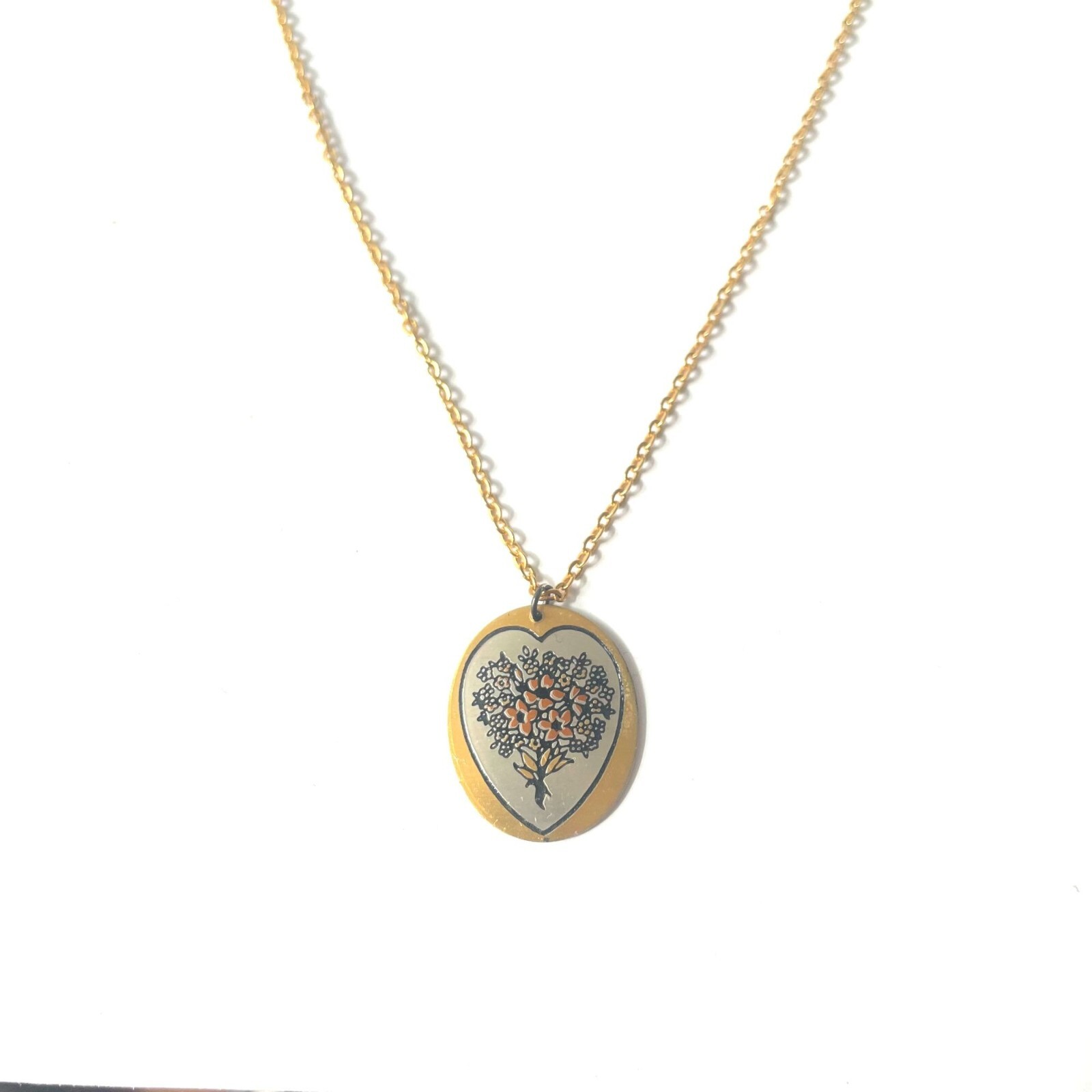 Reed & Barton Damascene Floral Heart Round Pendant Necklace Gold Tone 18 Inches