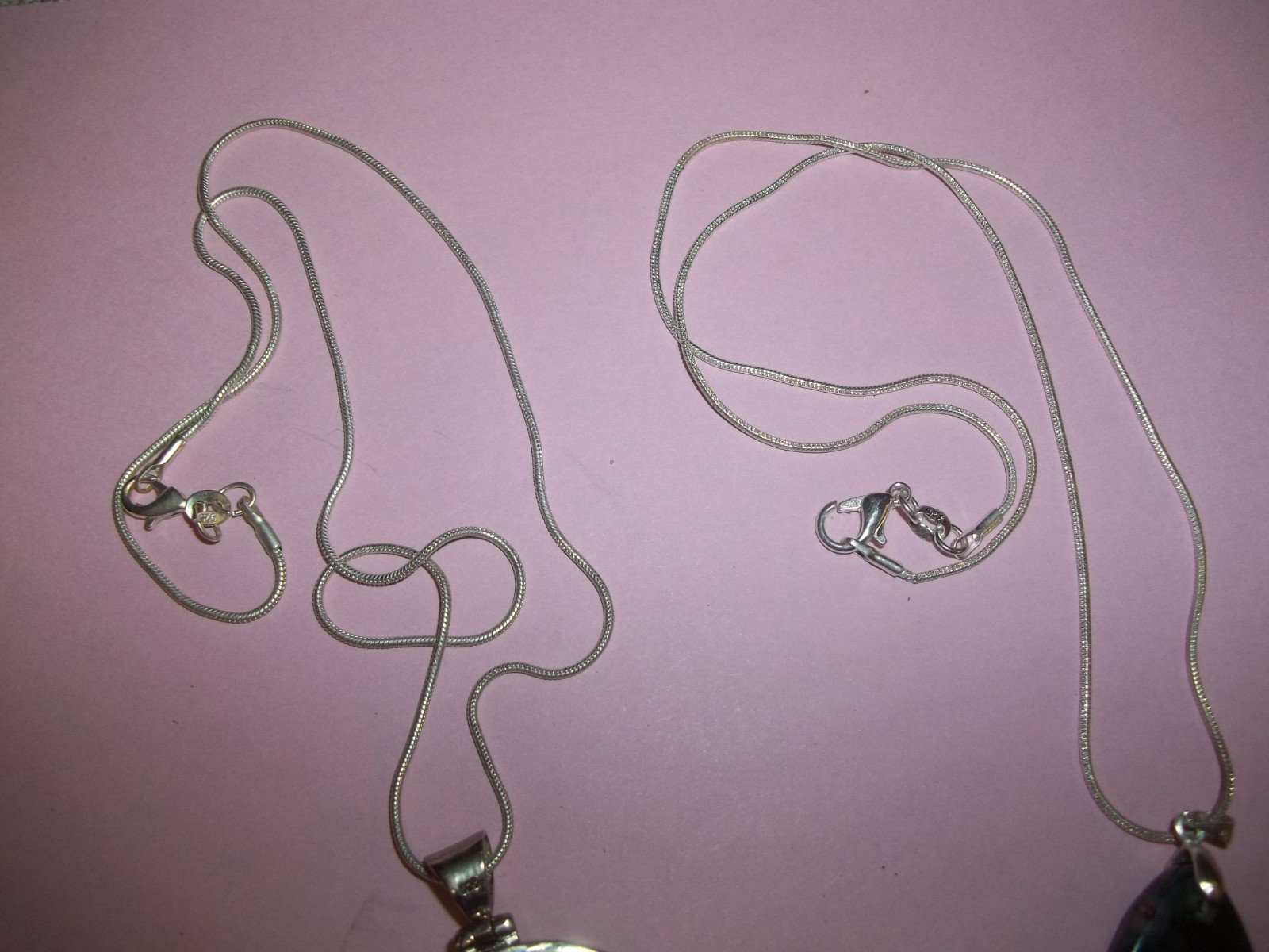 2 PINK AND GREEN AGATE STONE NECKLESS WITH SILVER .925 CHAINS-NECKLESS