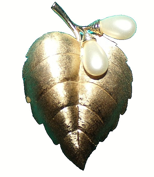 Crown Trifari signed pin with faux—OMG!!