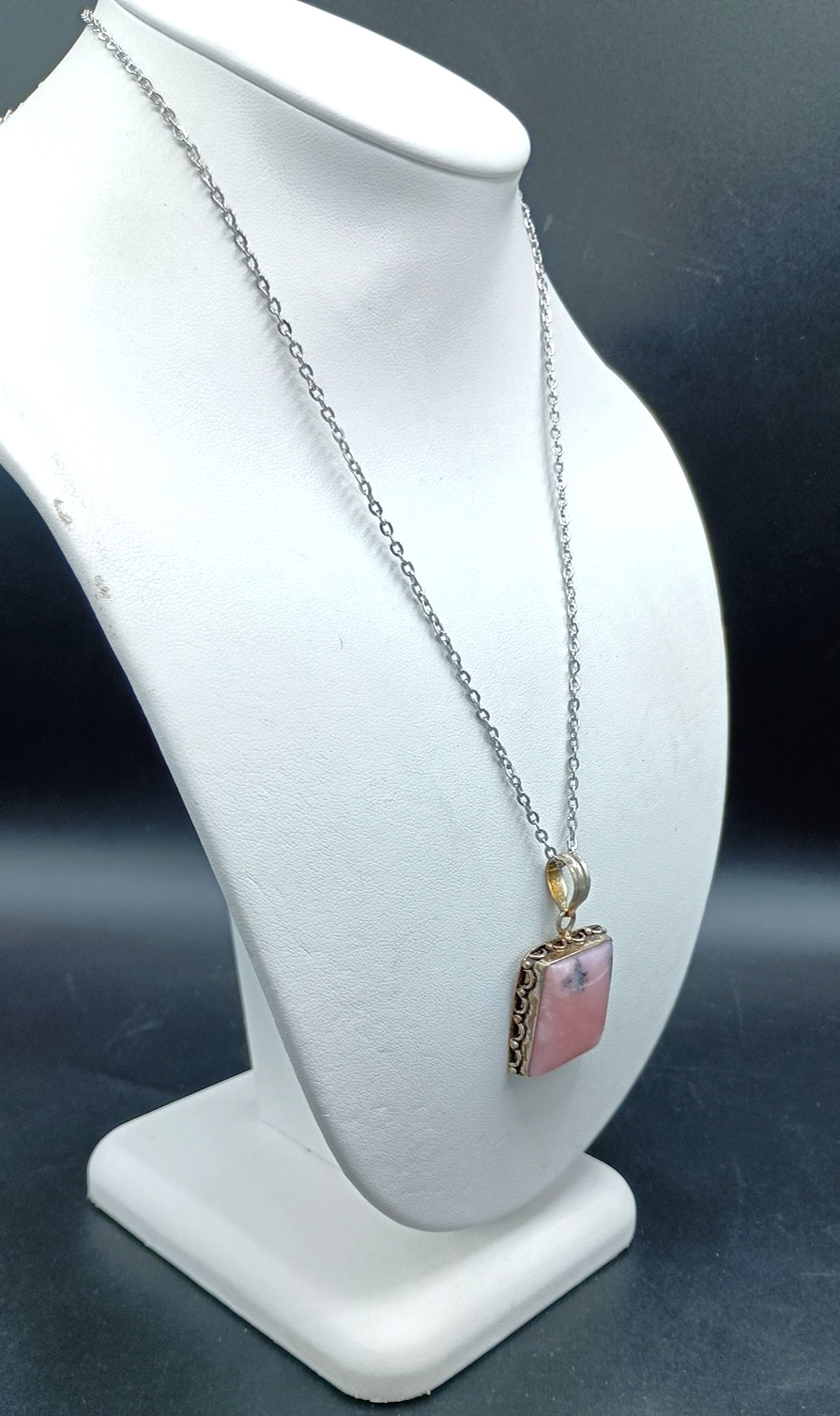 Vintage Rhodochrosite Stone Pendant Necklace Pink Square Silver Tone Chain 17″
