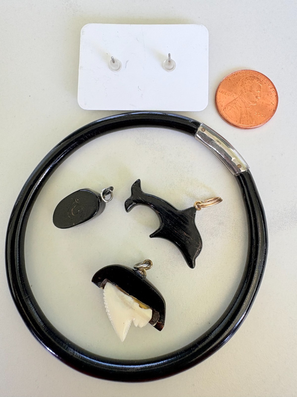 Black Coral Lot of 5, Bracelet, Dolphin Pendent, Shark tooth Pendent & More NICE