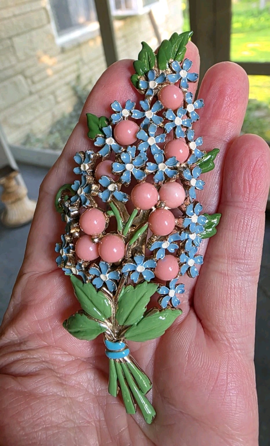 Stunning Vintage Floral And Cabachon Spray Brooch