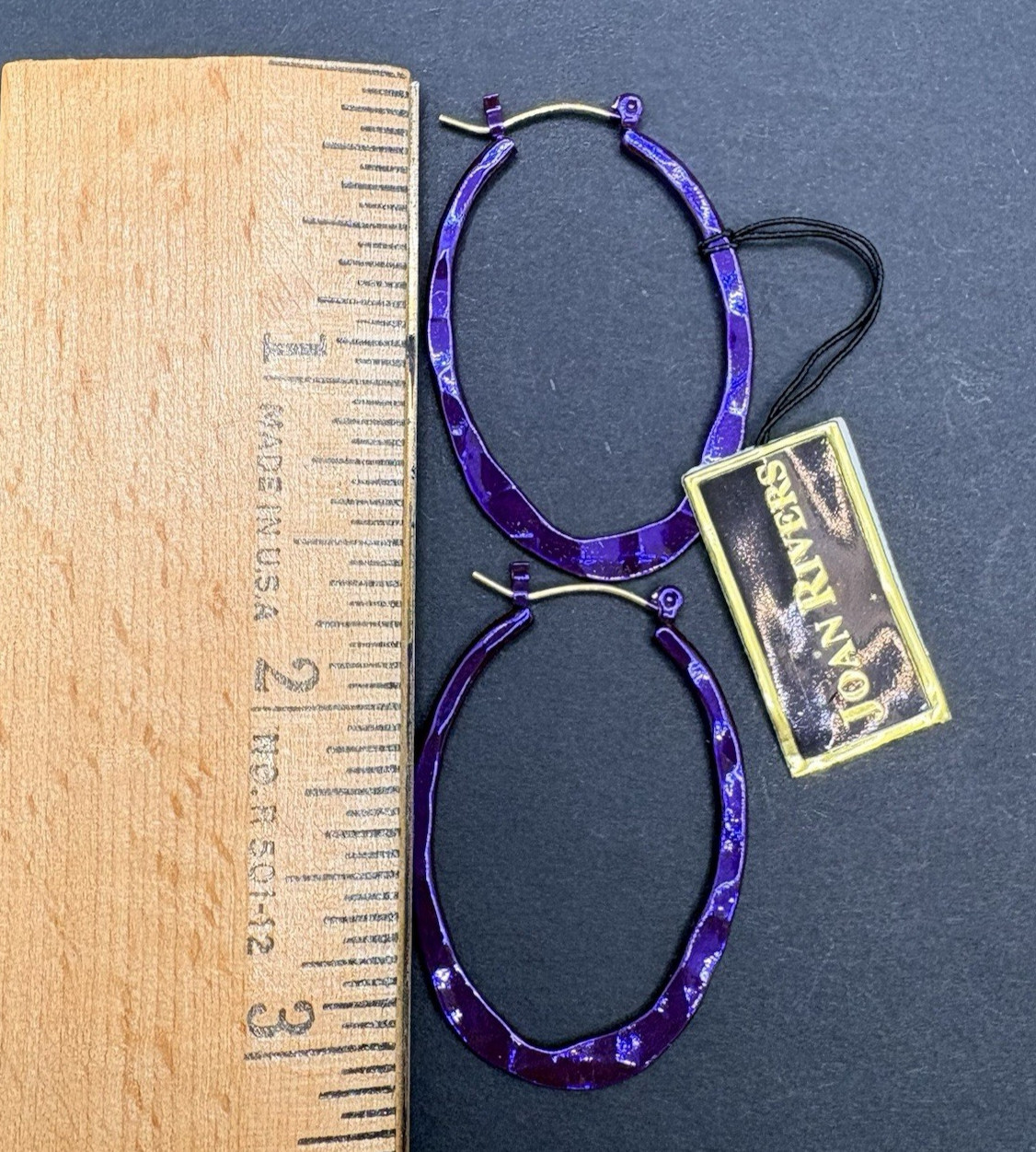 Vintage Joan Rivers Purple Hammered Metal Hoop Dangle Pierced Earrings Classic