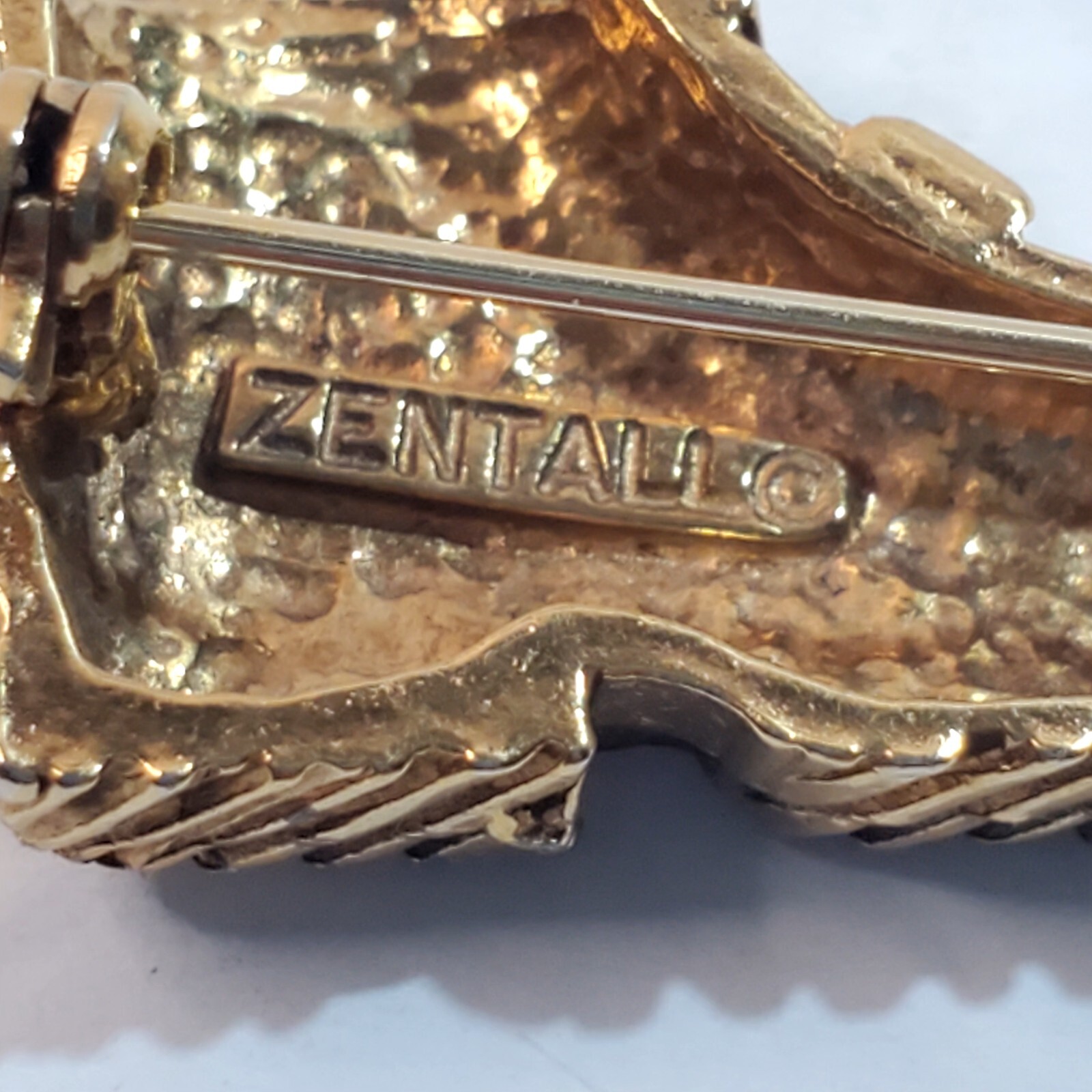 Vintage Zentall Gold Bronze Tone Metal Work Boot Shoe Brooch Pin