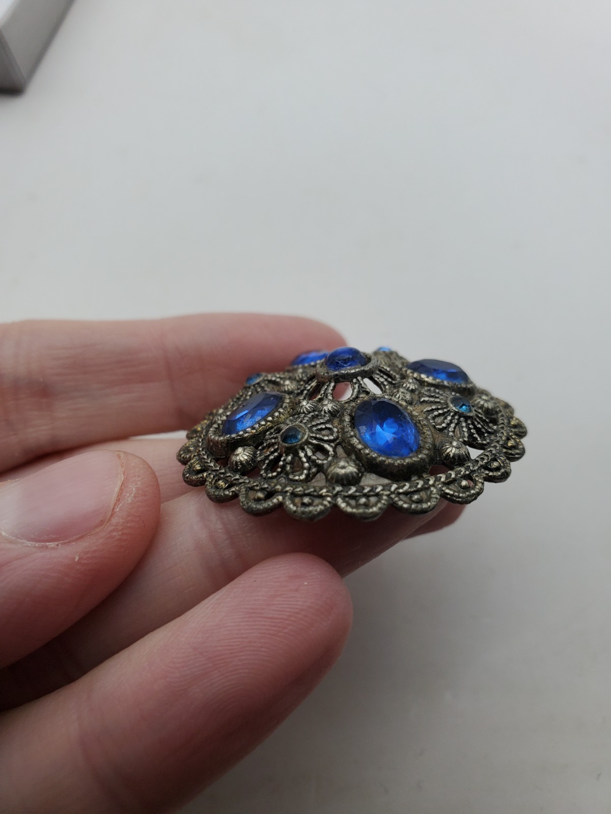 New England Glass Works Vintage Blue Brooch Art Deco Pin Blue Rhinestones 1.5″
