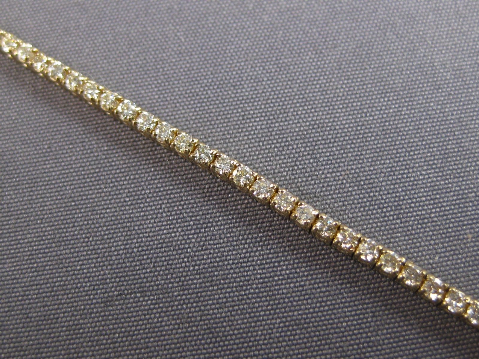 ESTATE 1.53CT DIAMOND 14KT YELLOW GOLD 3D CLASSIC ROUND 2MM TENNIS BRACELET