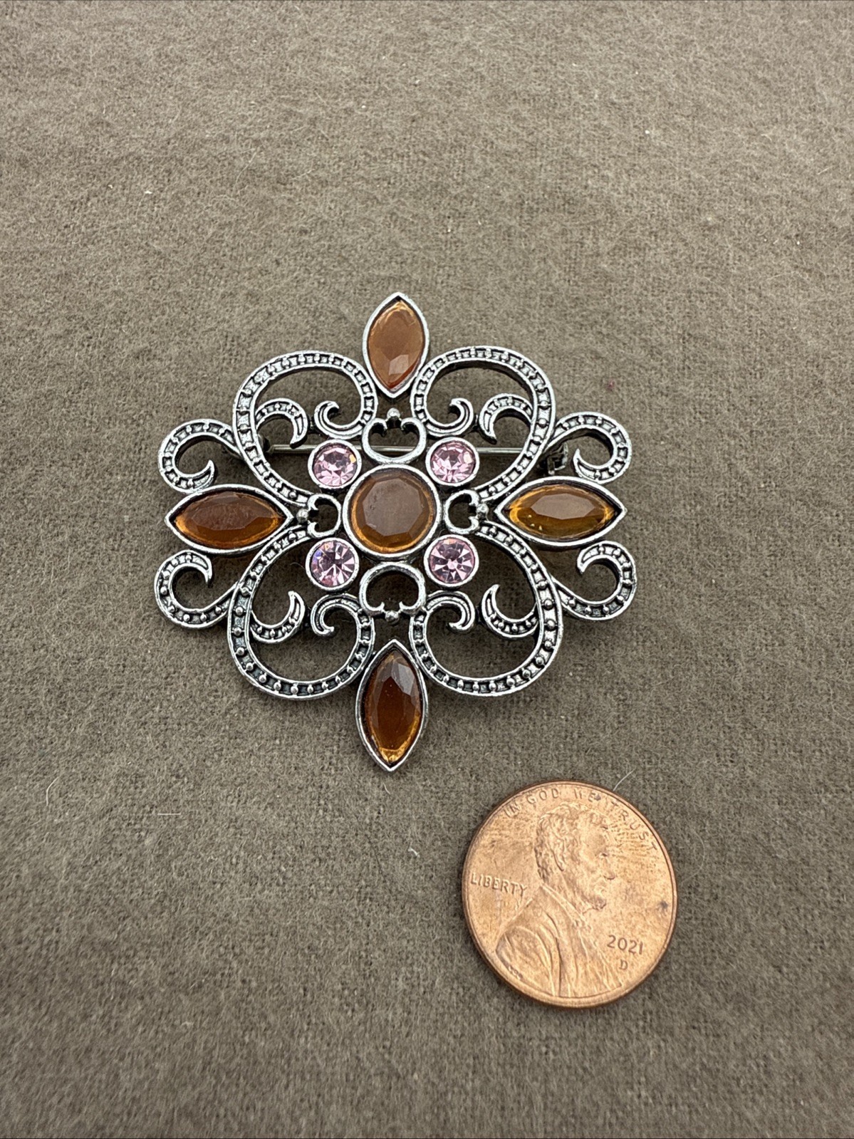 Vintage Silver Tone Style Brooch with Acrylic Crystal Accents