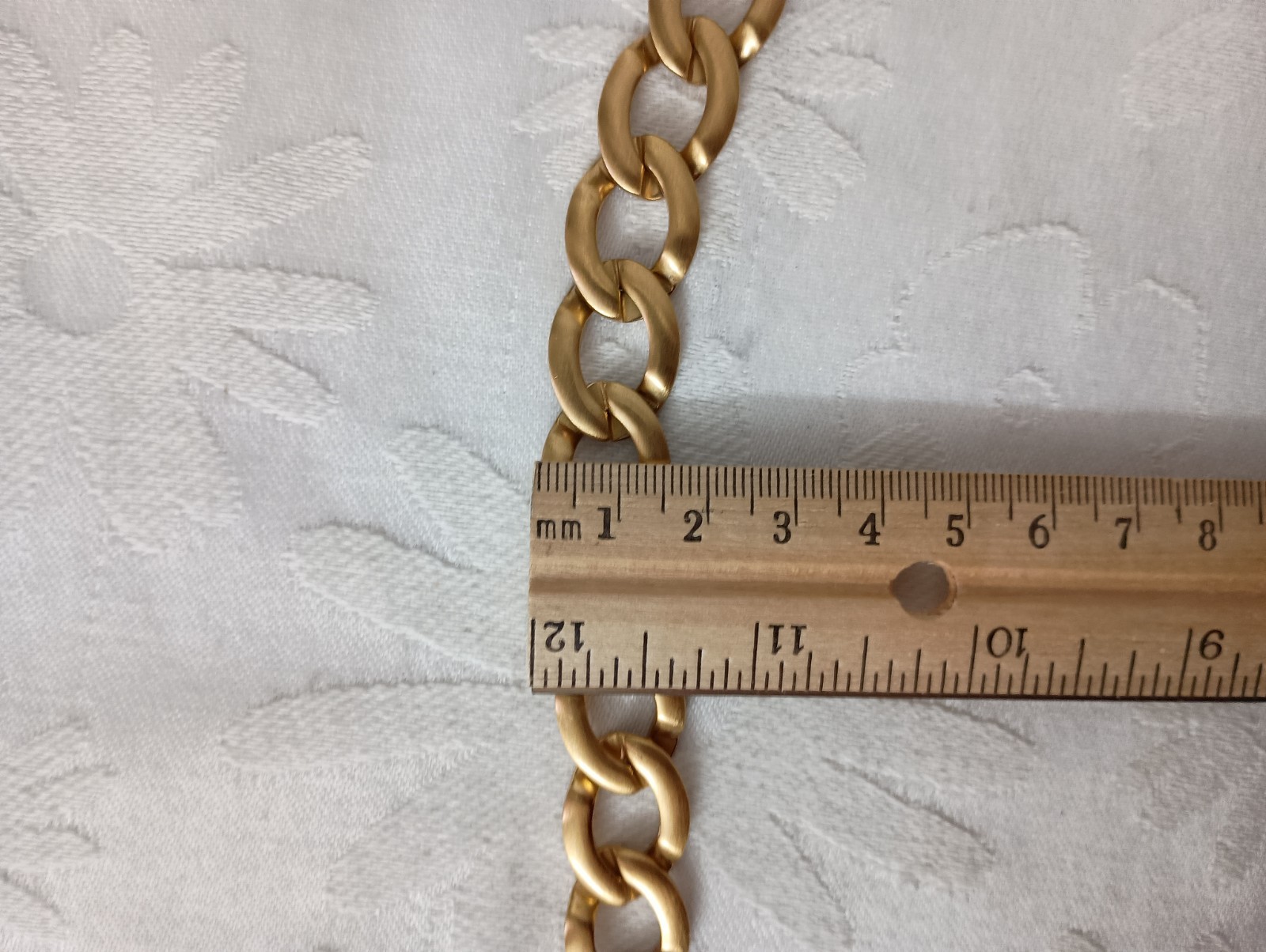 Vintage Monet Gold Tone Satin Finish Oval Flat Chain Link Bracelet