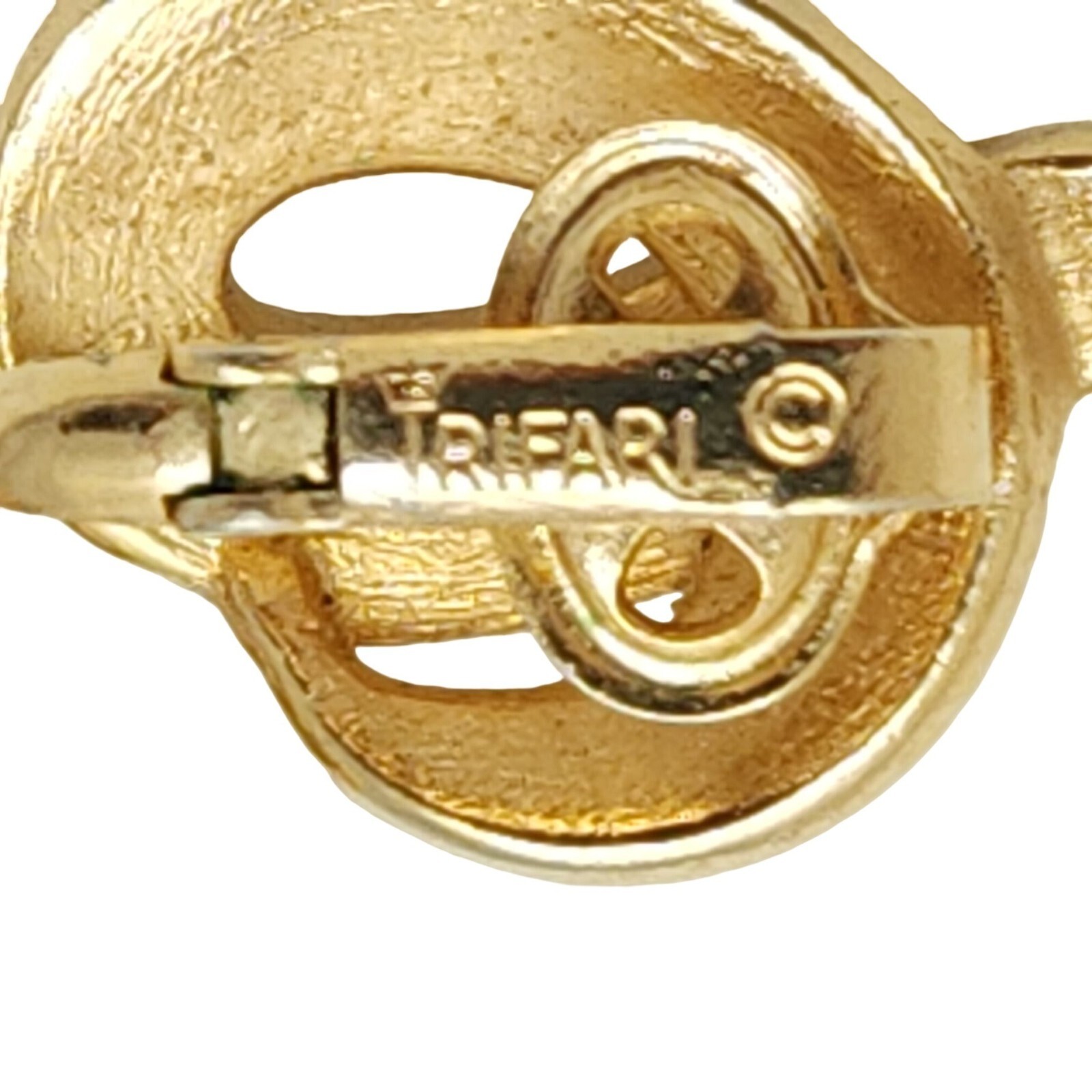 Vintage Crown Trifari Clip On Earrings Brushed Gold Tone Swirl Ribbon Signed