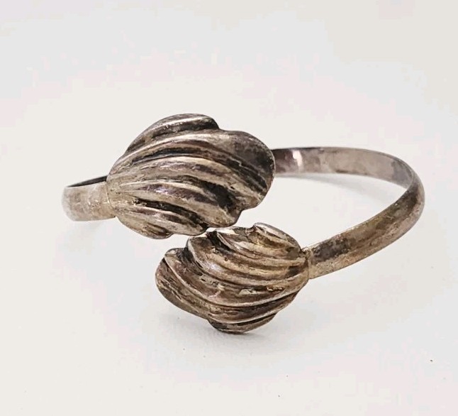 Vintage Solid Sterling Silver Clam Shell Cuff Bracelet Adjustable 7”, 17.48g