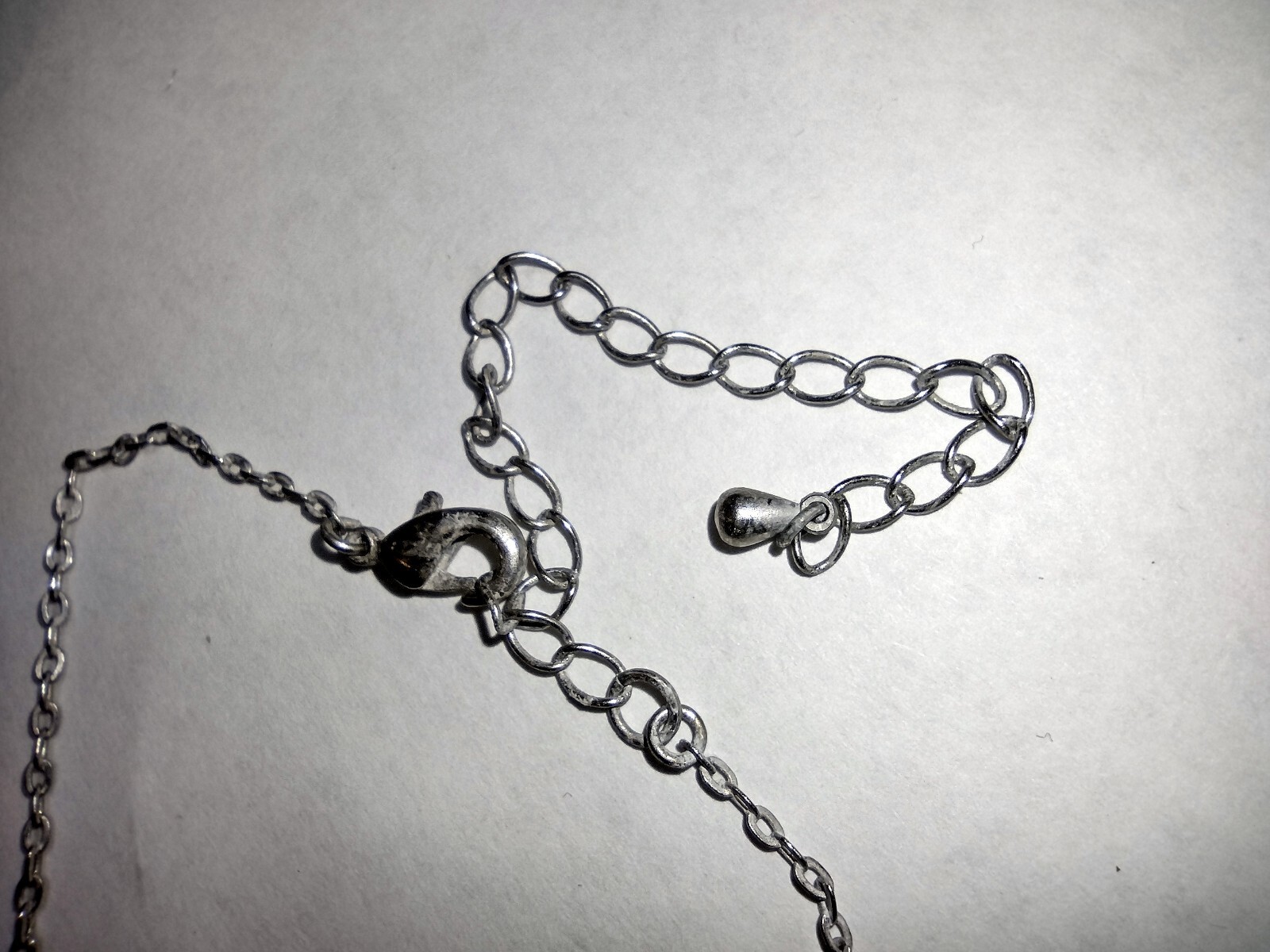 Vintage Necklace 3/4 inch Silver Tone Pendant 3 Stones 19in Silver Tone Chain