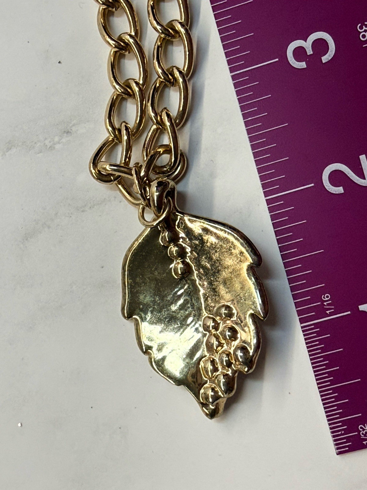 LMN Gold Tone 16″-20″ Curb Chain W/ Gold Crystal Lead Pendent Lobster Claw Clasp