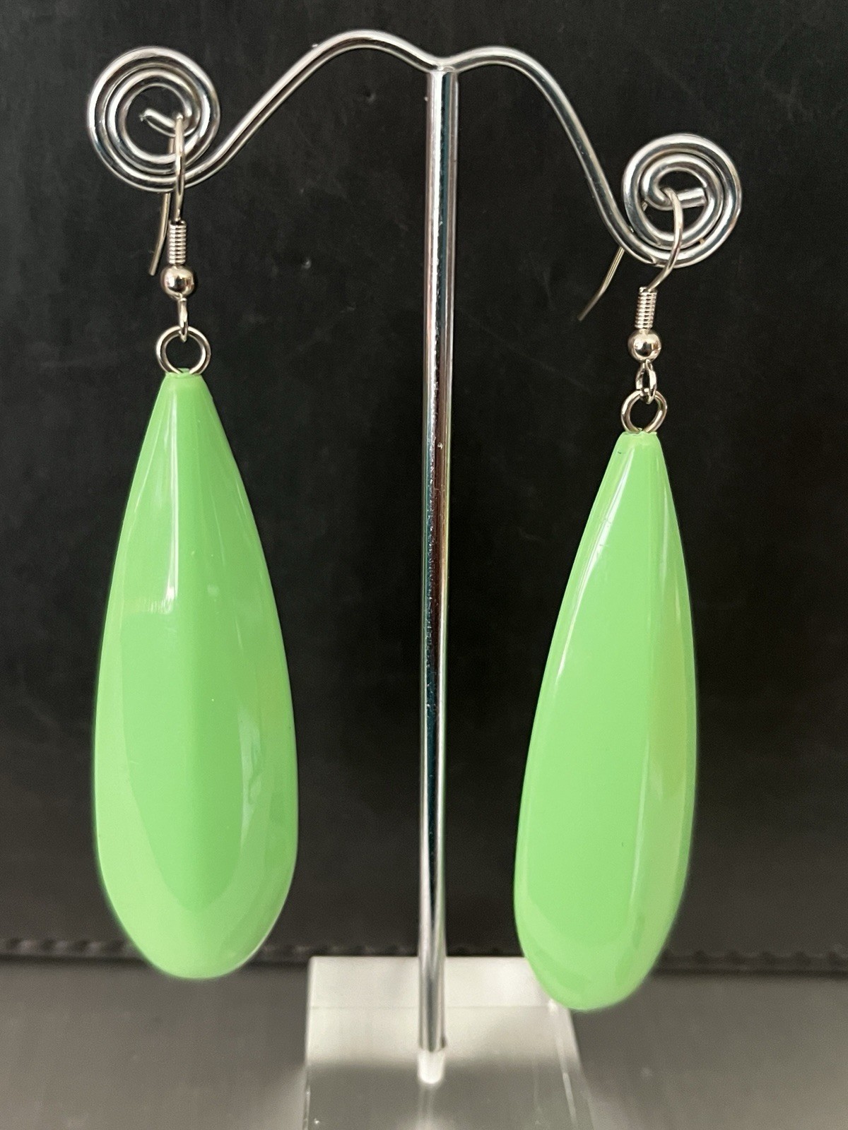 Vintage Lime Green Lucite Large Dangle Mod Pierced Earrings-3″