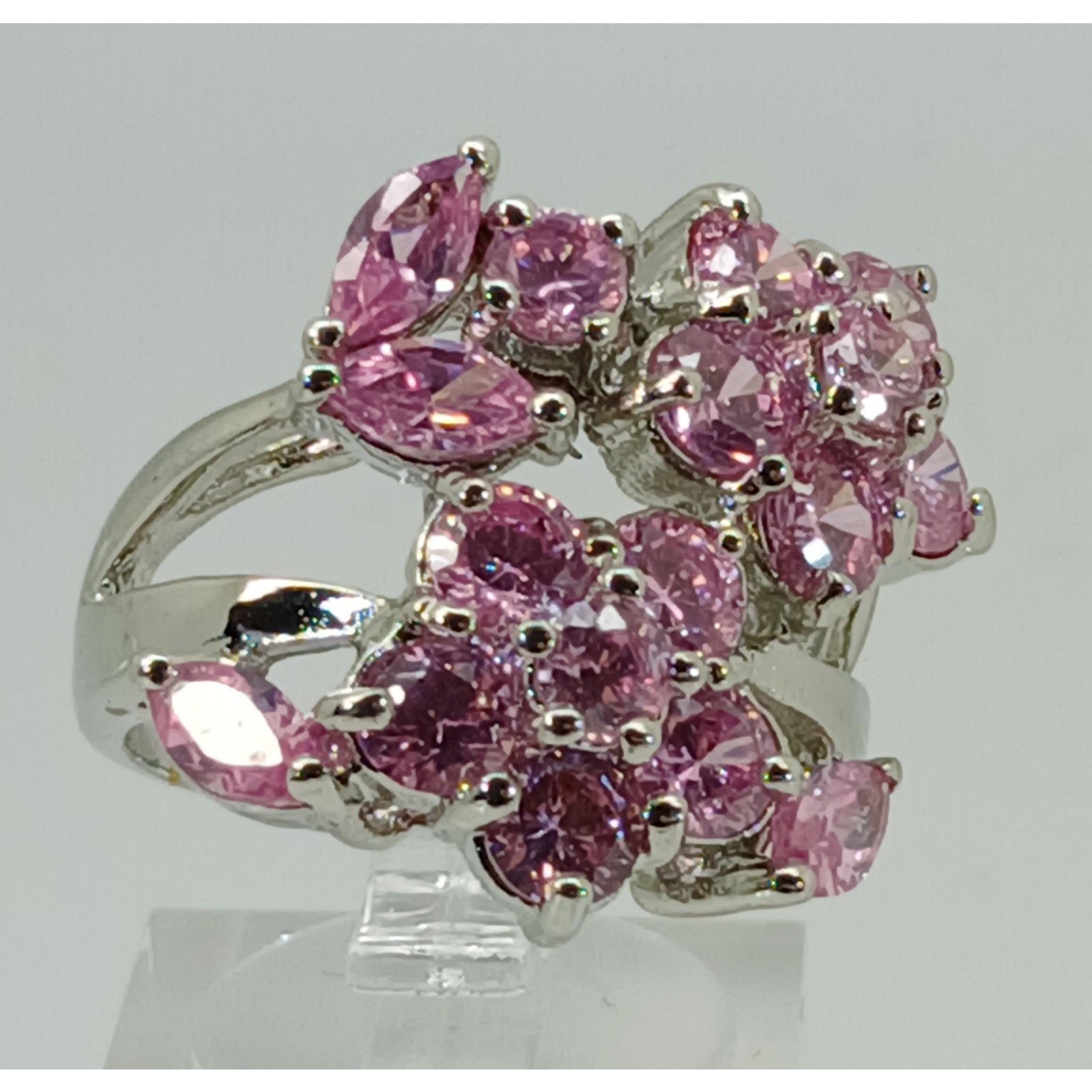 Vintage Ring Size 6.75 Silver Tone White Gold GP Purple Sim Diamond CZ Cocktail