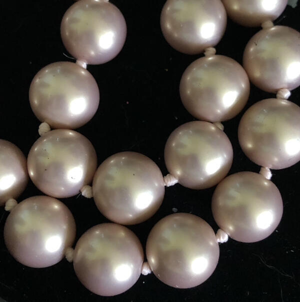 Vintage MONET Pale PINK Glass PEARL Necklace 18″-20″ Double Knotted~Orig.Tag,FJT