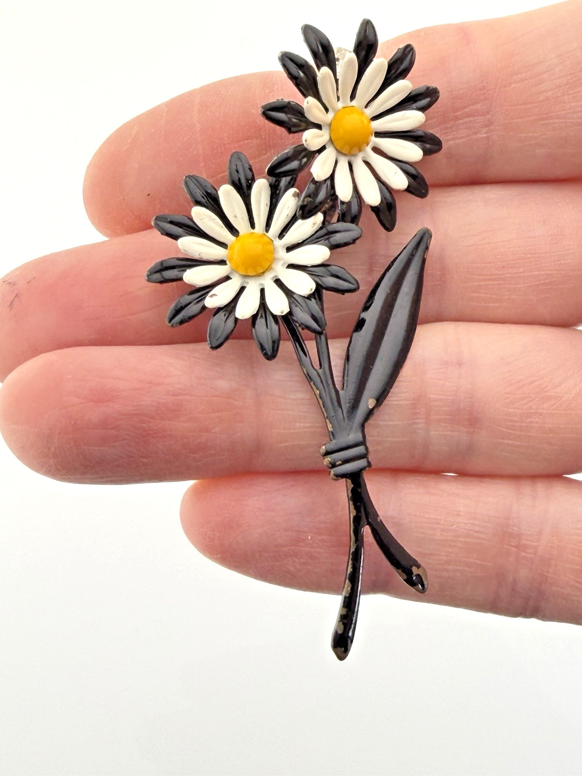 Vintage 1960s Enamel Flower Brooch Lot of 2 Black Yellow Pop Art Mod Retro Daisy