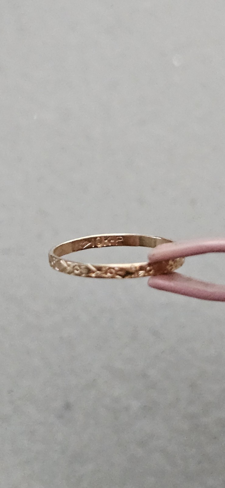 Vintage Etched 10k BDA Yellow Gold Newborn Baby Ring