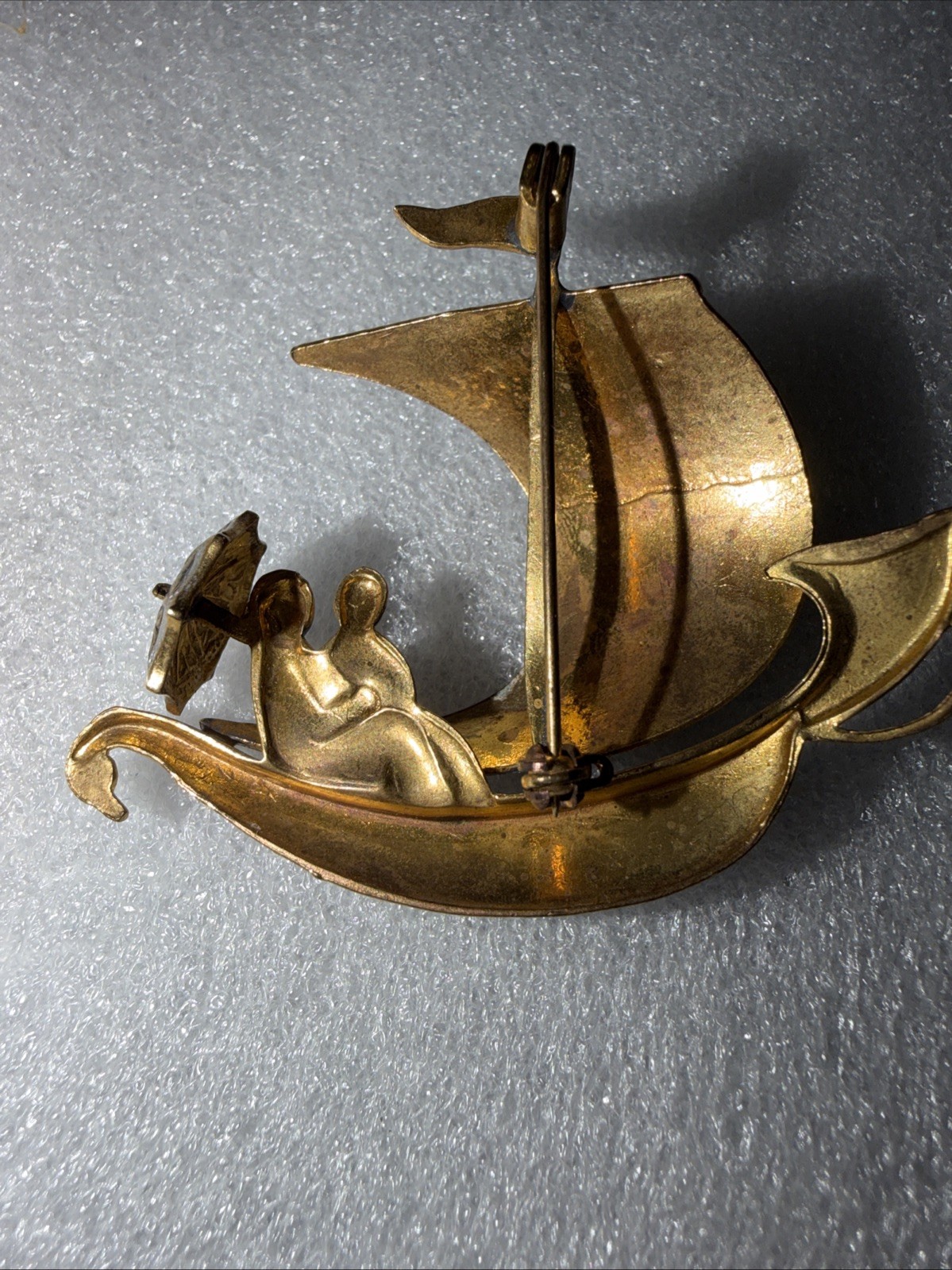 Damascene SAILBOAT PIN Vintage Brooch Goldtone With A Couple Holding Umbrella