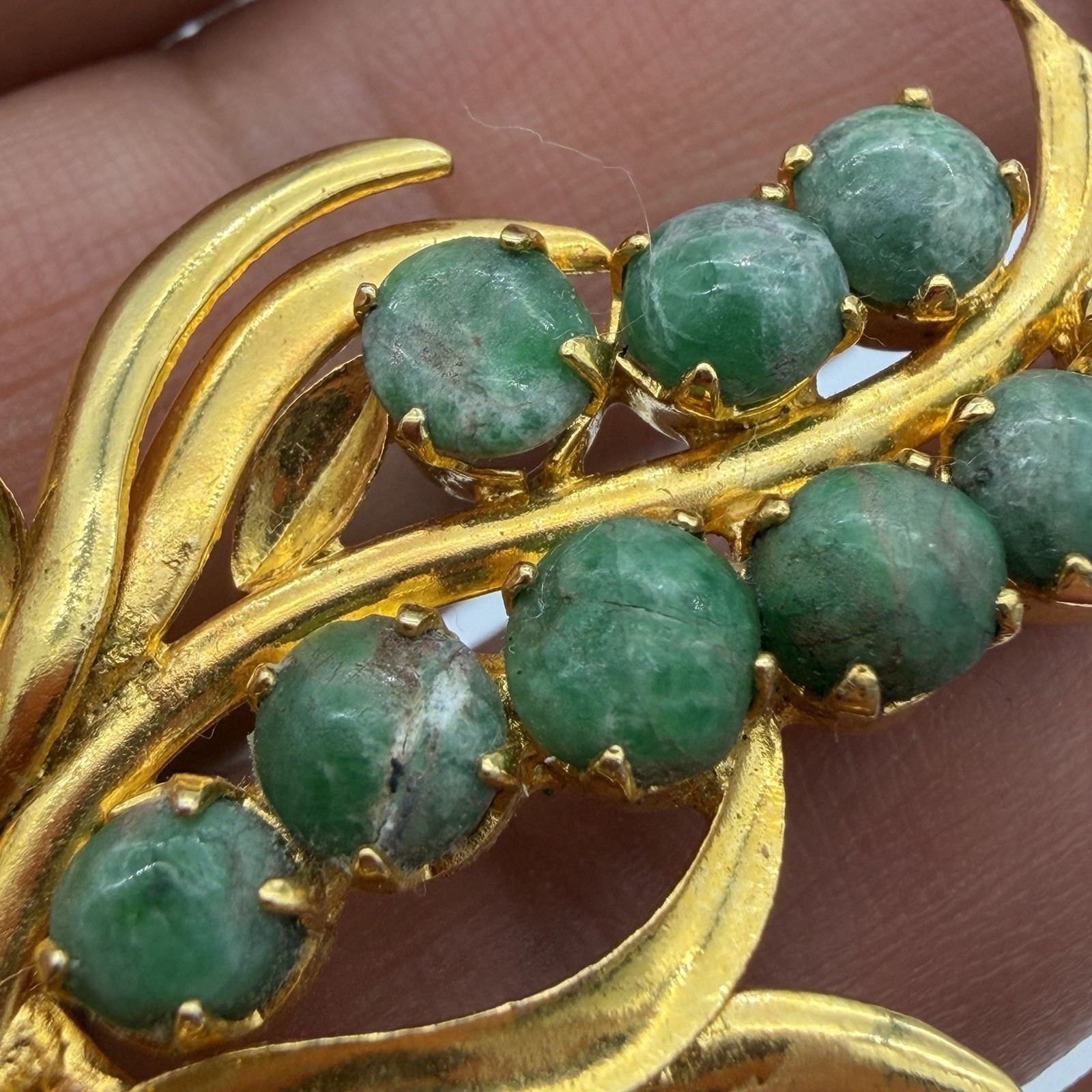 Antique Jade Brooch Pin Floral Design Bouquet Variegated Green Stone Victorian