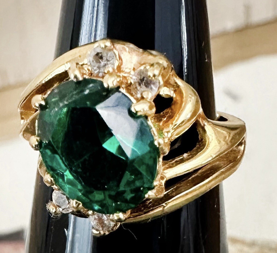 14k Yellow Gold Electroplate Emerald Green Crystal Cocktail Ring Large Size 10