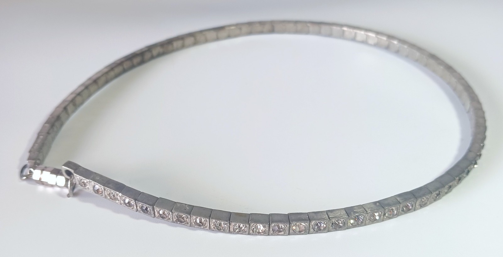Vtg (Antique?) Silver-tone Clear Rhinestone Rigid Tennis-style Necklace 16″