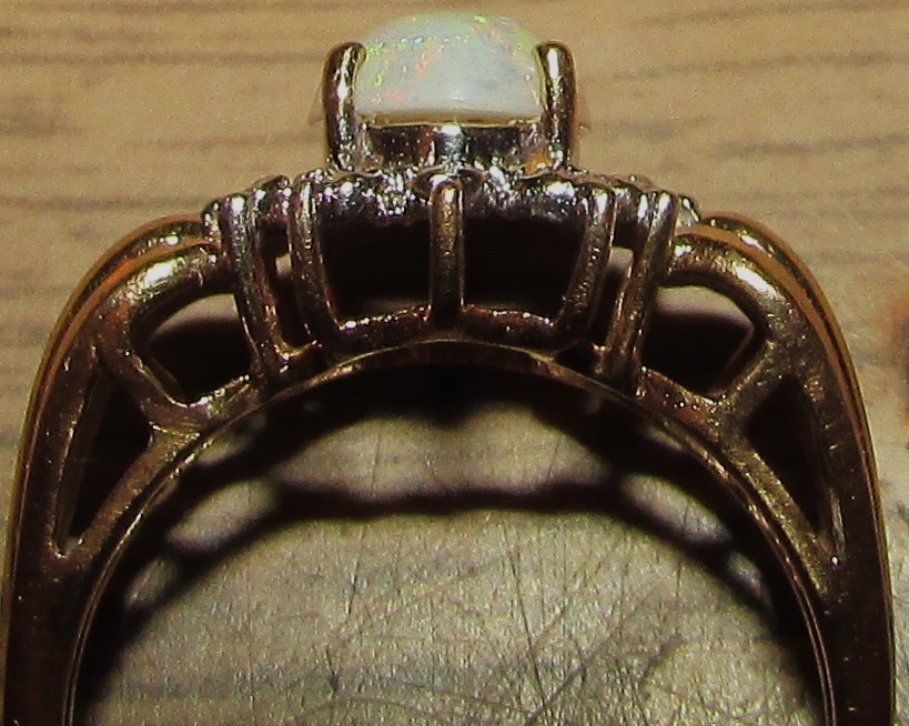VINTAGE 14K GOLD, OPAL, & DIAMOND CLUSTER RING, 2.7 grams, SIZE 5, SIGNED BJ