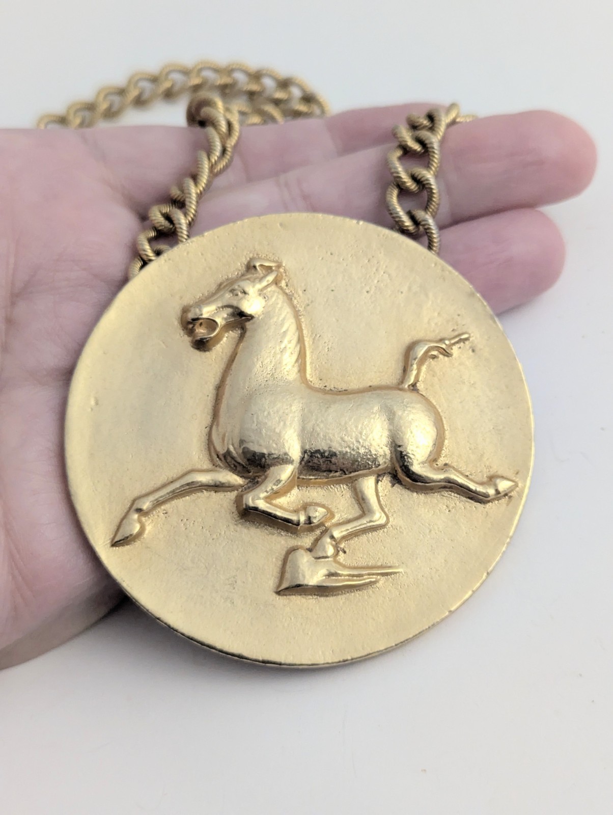 Vintage 1974 Alva Museum Replicas “Flying Horse of Kansu” Medallion Necklace
