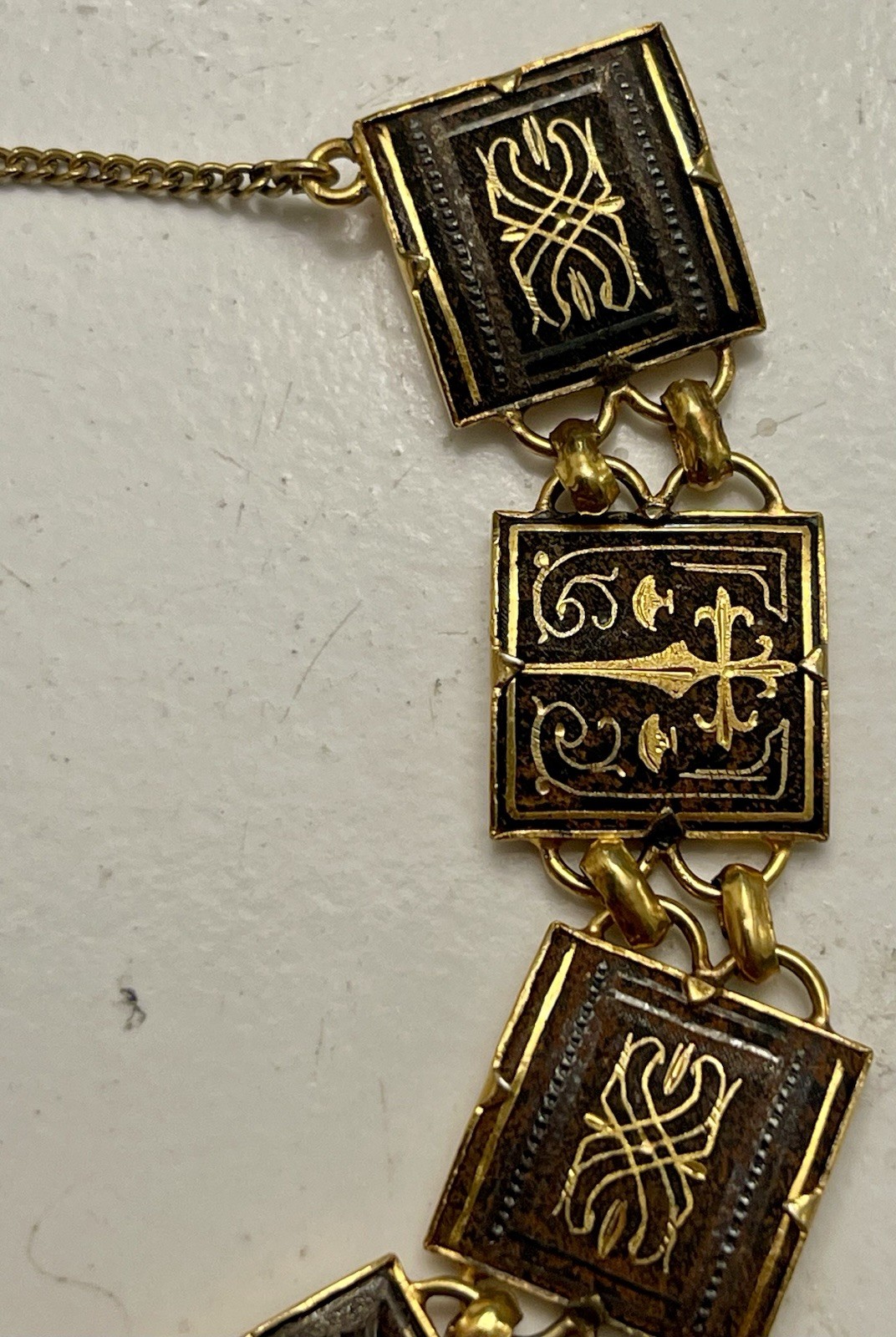 Vtg Damascene Toledo Spain Buildings Horse Solider Link Bracelet Gold Plated 7”