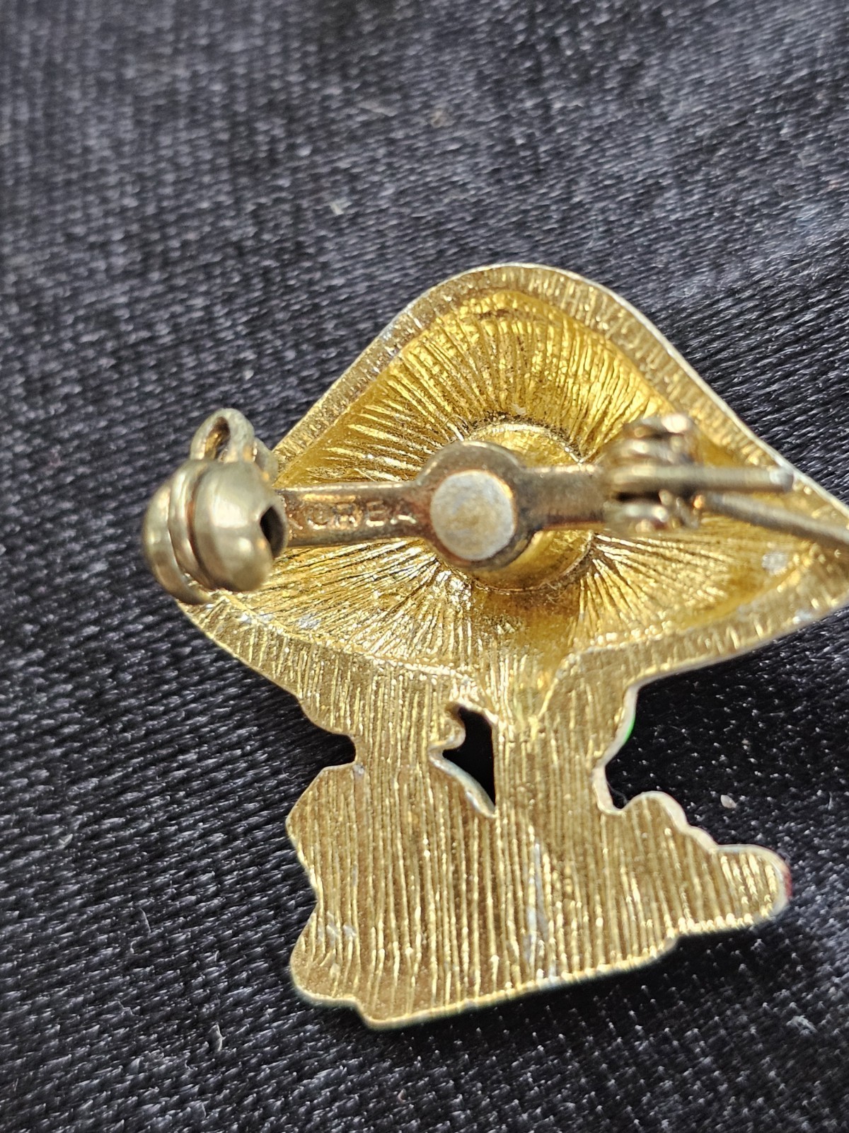Vtg Painted Mushroom Brooch 3D Pin Man playing Accordion Signed Korea Whimsical