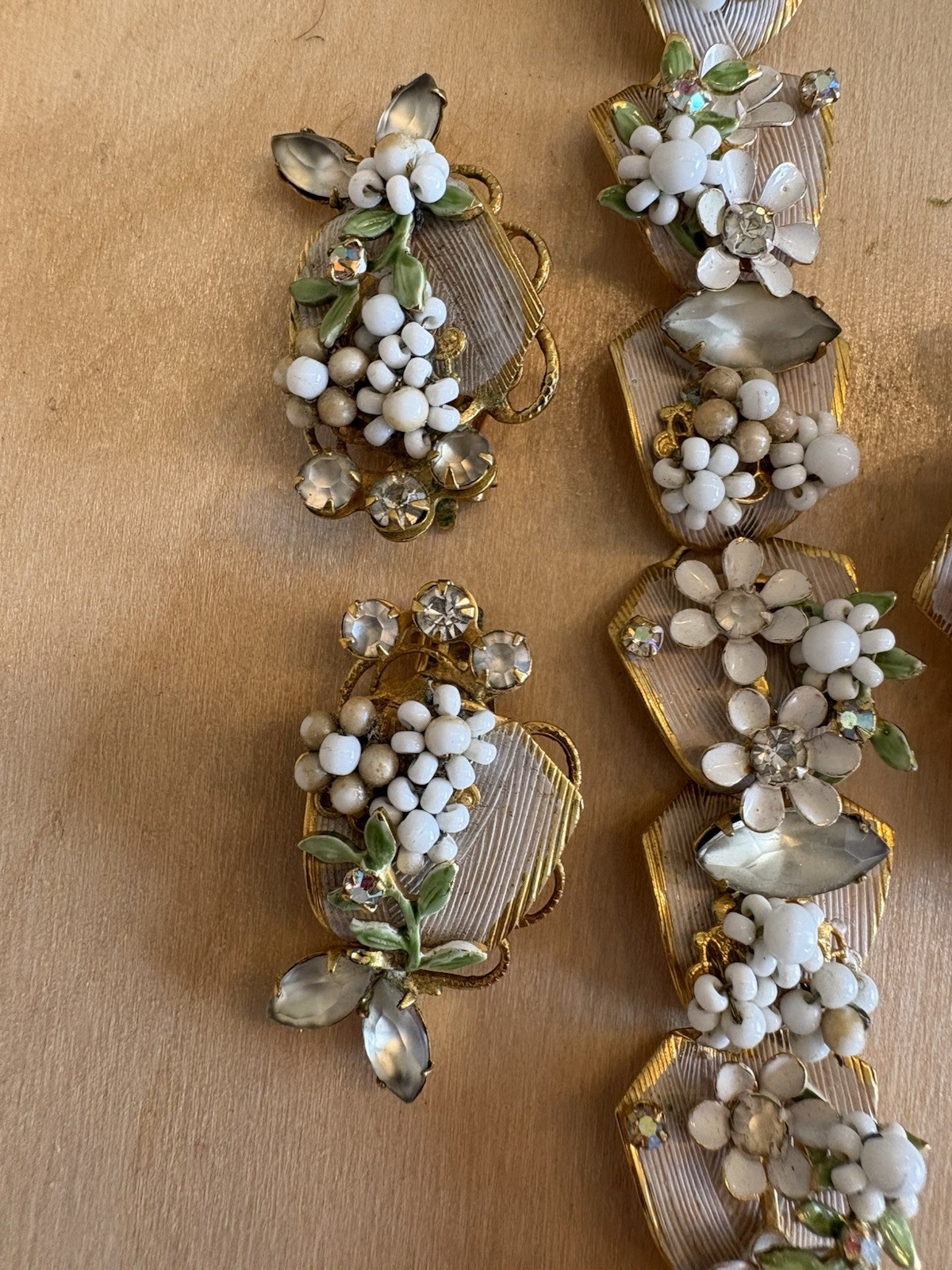 Original By Robert Magnificent Spectacular Design Unique And Rare Set Wedding