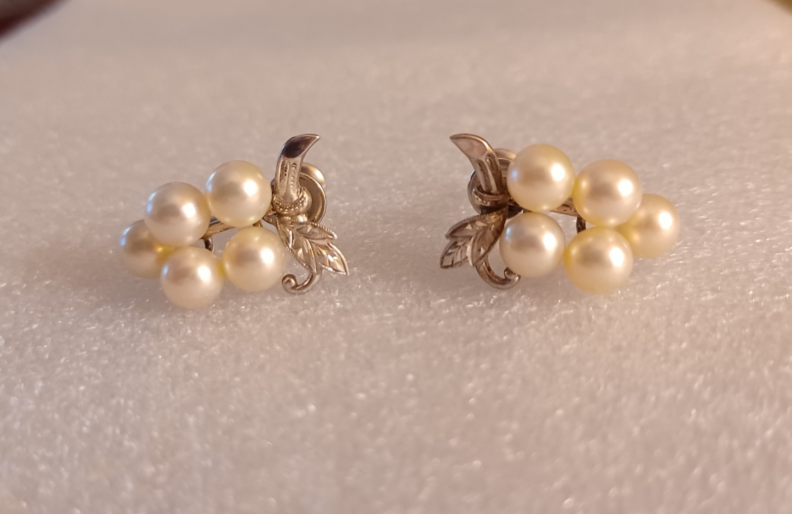 Vintage Mikimoto Pearl Grapes Earrings ~ Screwback ~ Silver ~ 10 Pearls ~ Akoya