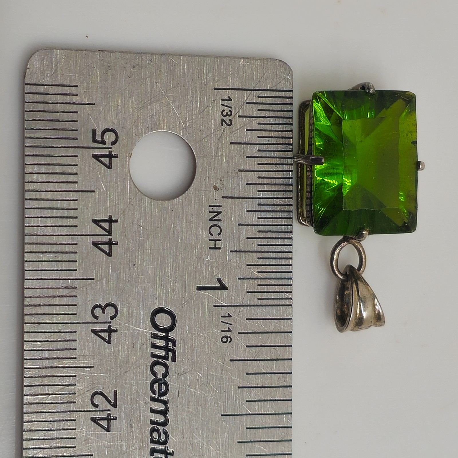 Green Faceted Rectangle Glass Stone Pendant Silver Tone Art Deco Style