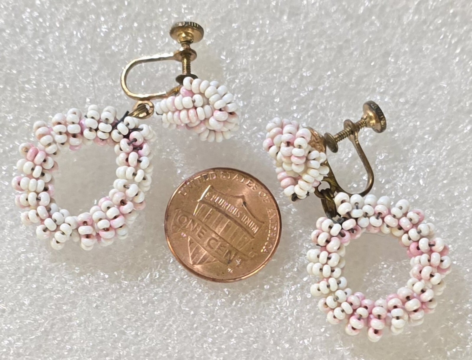 Vintage Pink White Seed Beads Beaded Dangle Drop Hoop Screw Backs Earrings