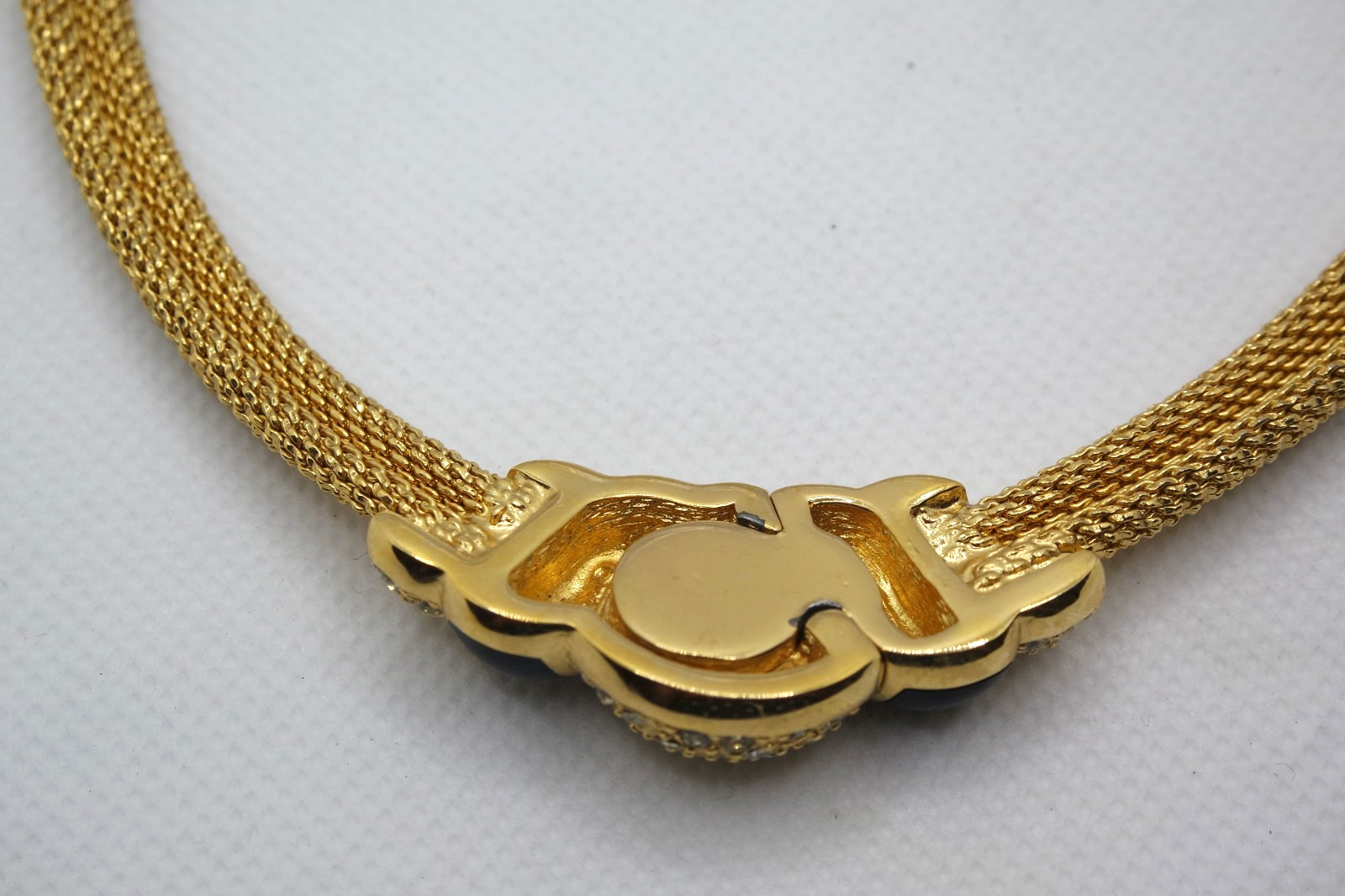 VINTAGE CHRISTIAN DIOR GOLD PLATE MESH METAL CHOKER NECKLACE RHINESTONE BLACK