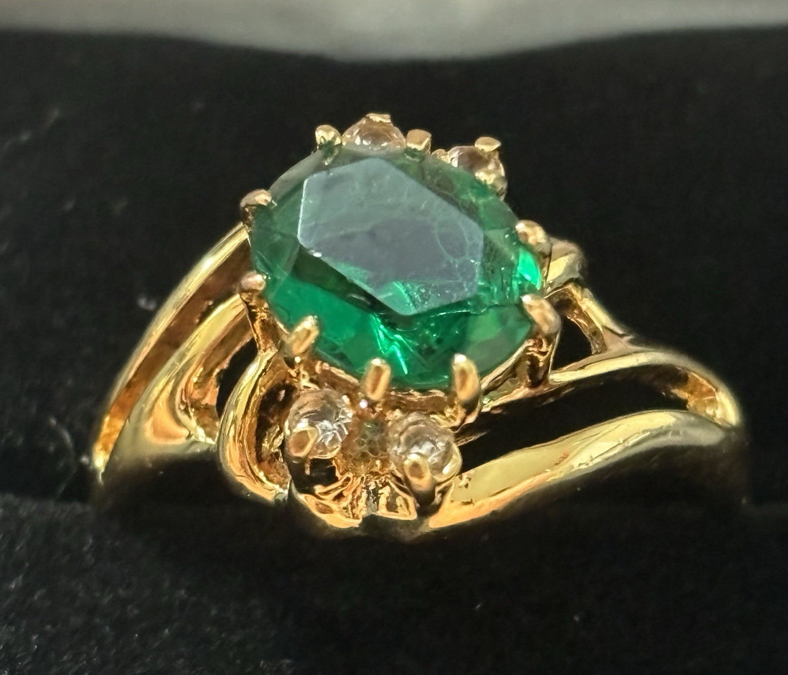 14k Yellow Gold Electroplate Emerald Green Crystal Cocktail Ring Large Size 10