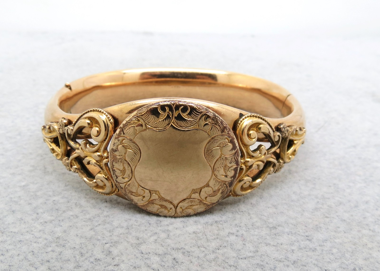 Victorian Gold Filled Bangle Bracelet 43 Grams AC Co Hinged 7.75″ Photo Locket