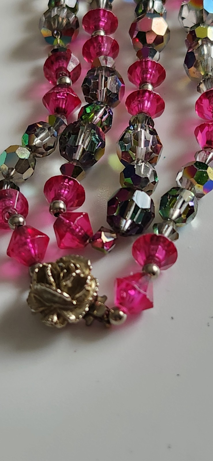Vintage AB Pink Gunmetal Faceted 26″ Silvertone Glass And Acrylic Necklace