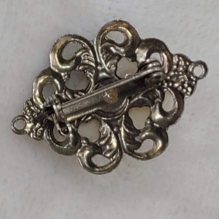 Vintage 60s-80s Brooch Pin Faux Pearl Oval Cabochon Ornate Silver Tone Filigree
