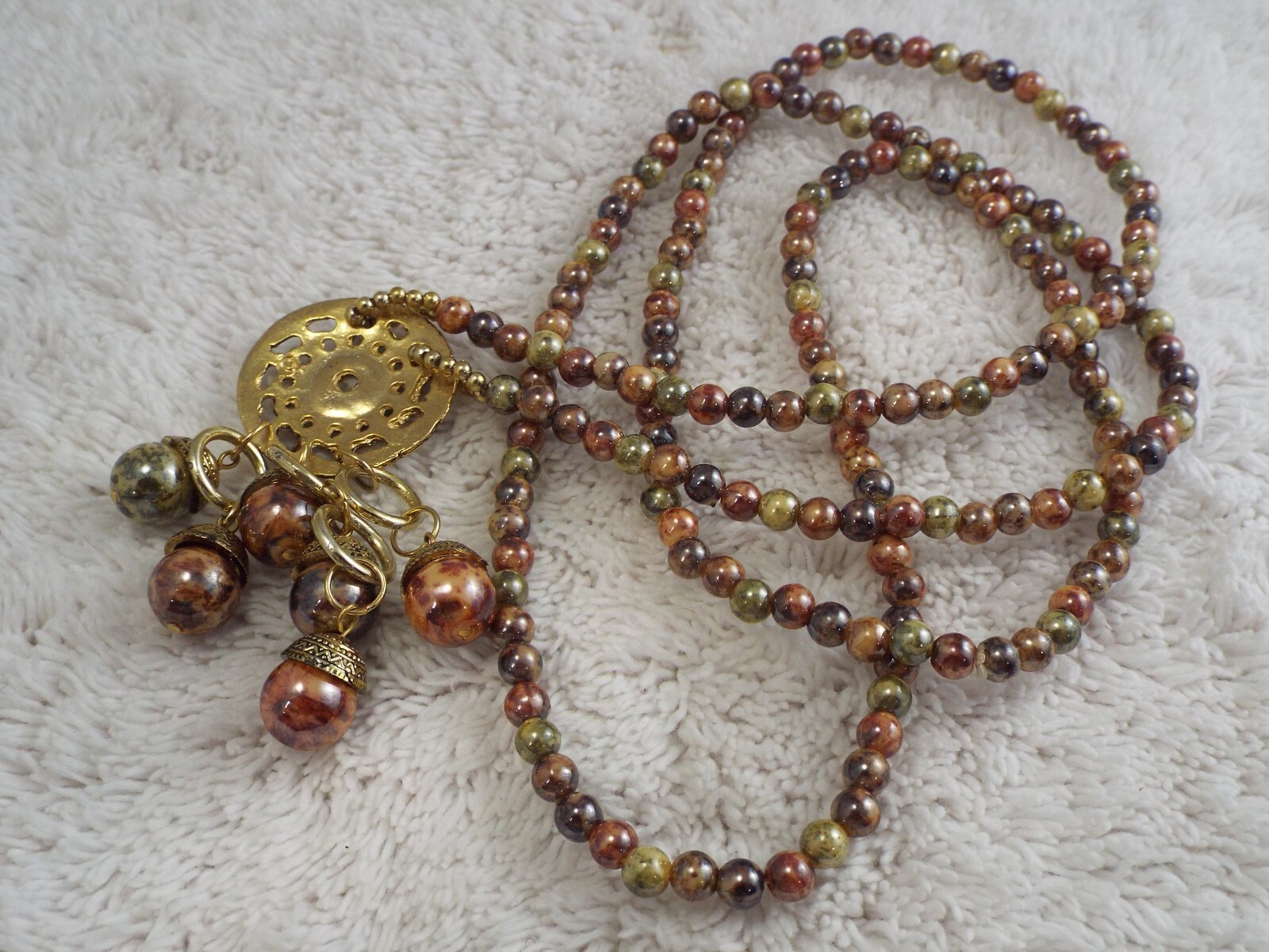 Goldtone Brown Yellow Peach Bead Pendant Necklace (C55)
